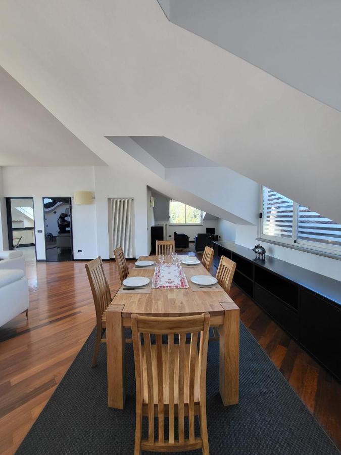 Attico Dei Castelli Apartment Verbania Exterior photo