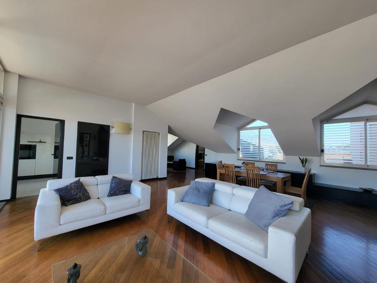 Attico Dei Castelli Apartment Verbania Exterior photo